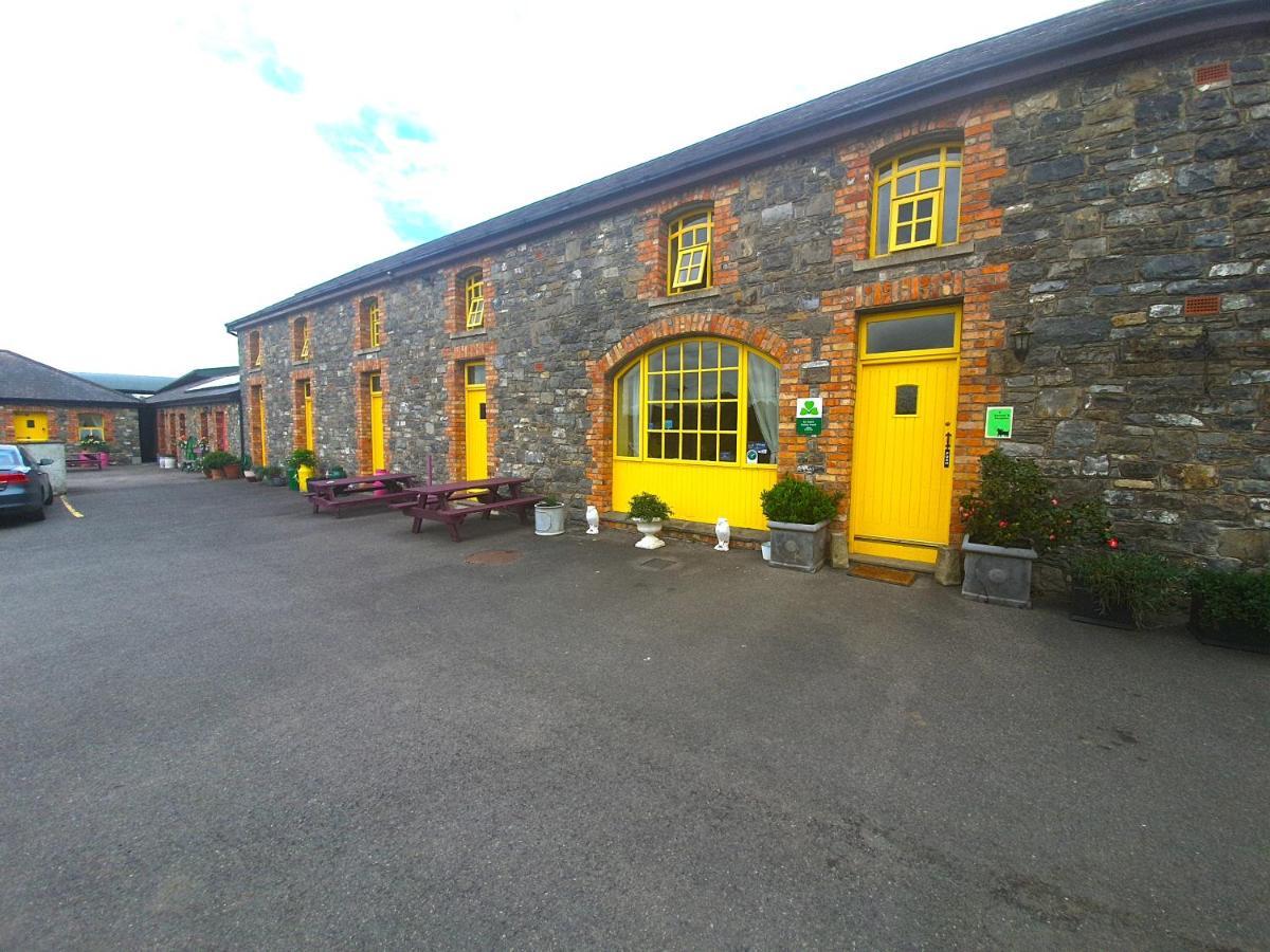 Slane Farm Hostel, Cottages And Camping Exterior photo