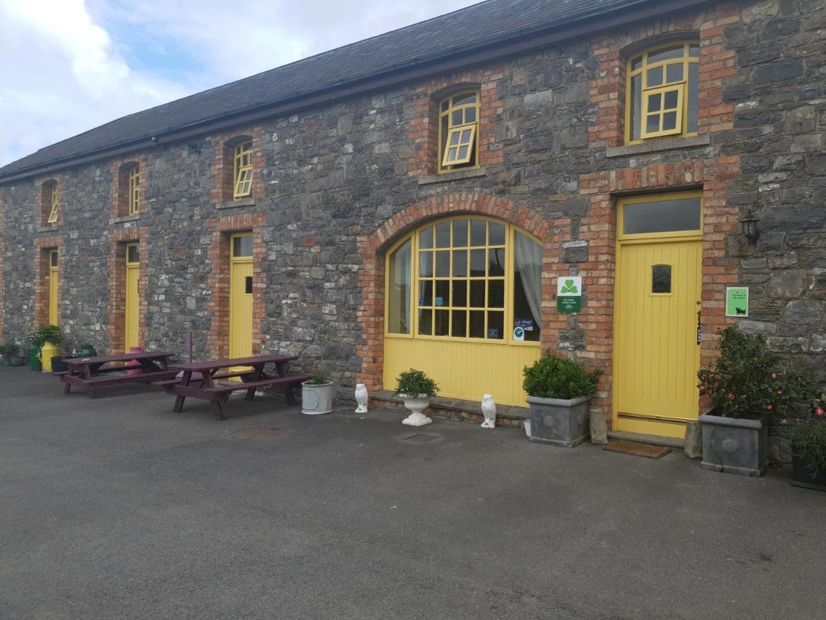 Slane Farm Hostel, Cottages And Camping Exterior photo